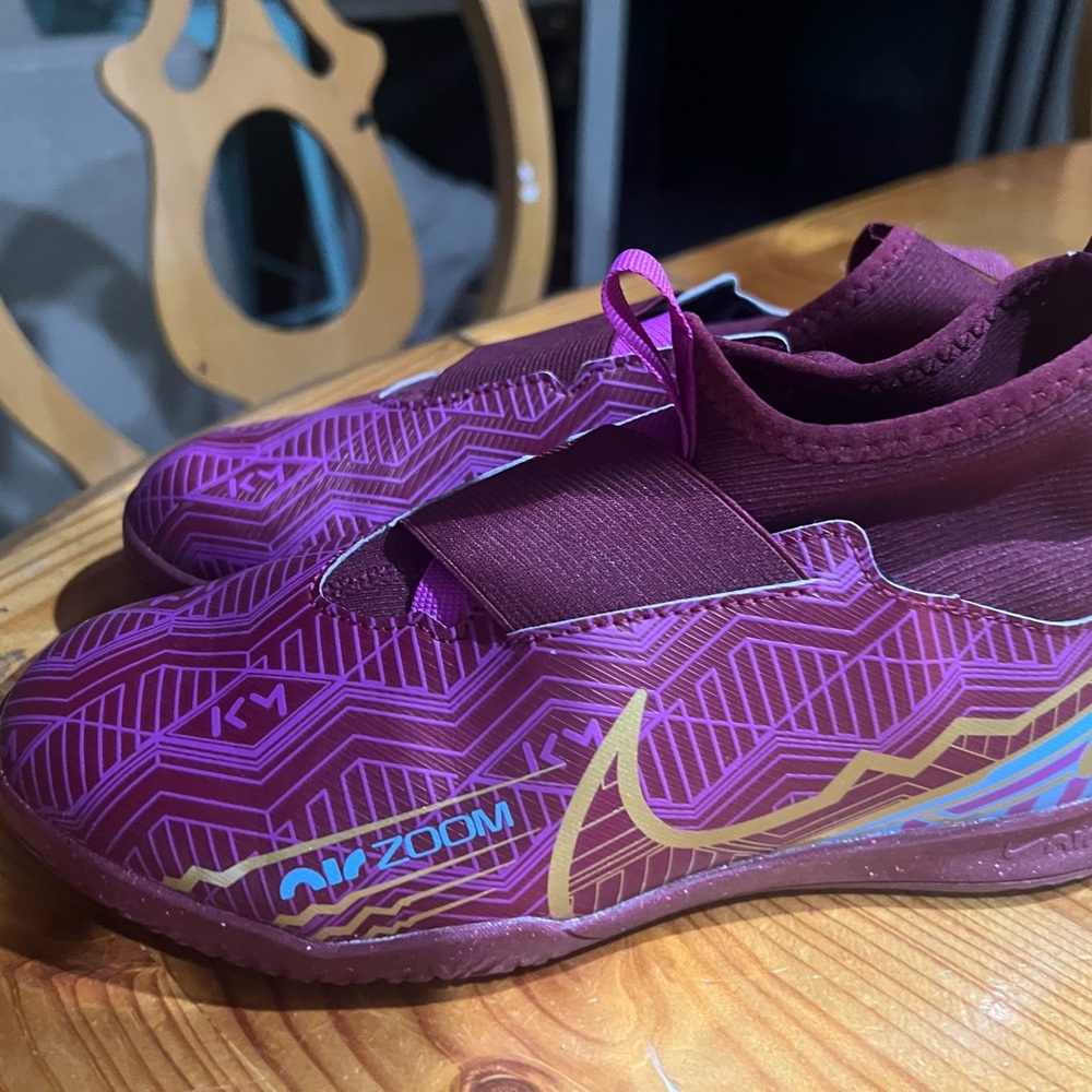 Nike Purple and Gold Sneakers with Geometric Pattern Air Zoom